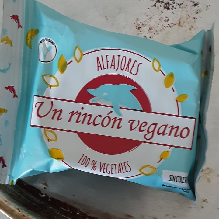 photo of Un Rincón Vegano Alfajor Chocolate Blanco shared by @april7 on  22 Mar 2021 - review