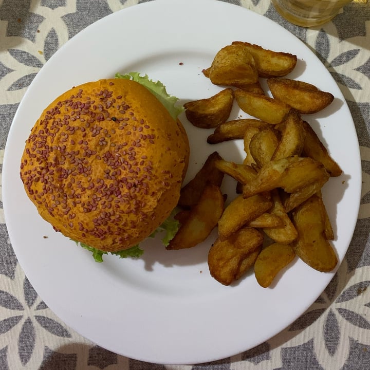 photo of Flower Burger Hercules shared by @lauraaa3 on  31 Oct 2022 - review