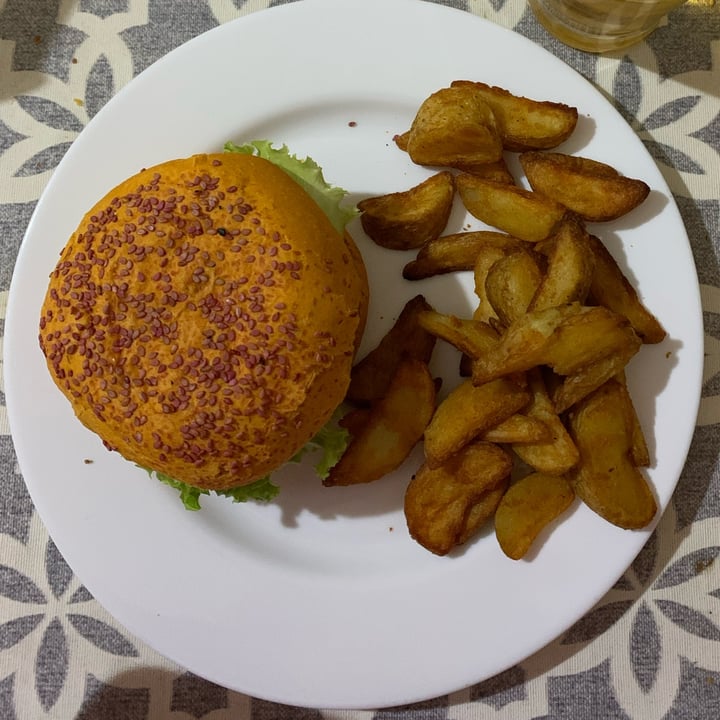 review photo of Flower Burger Hercules shared by @lauraaa3 on 31 Oct 2022 - review