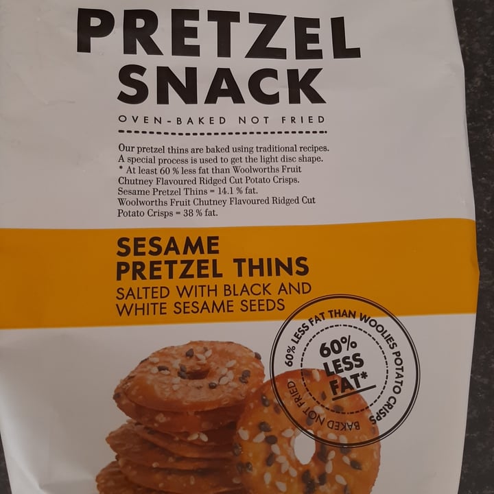 photo of Woolworths Food Pretzel Snack Sesame Pretzel Thins shared by @chloekingdom on  29 Mar 2021 - review