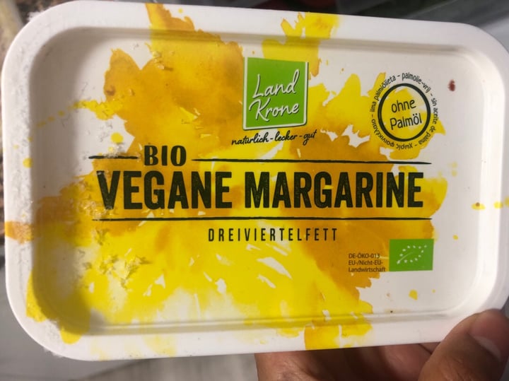 photo of Land Krone Vegane Margarine shared by @gicles on  29 Jul 2019 - review