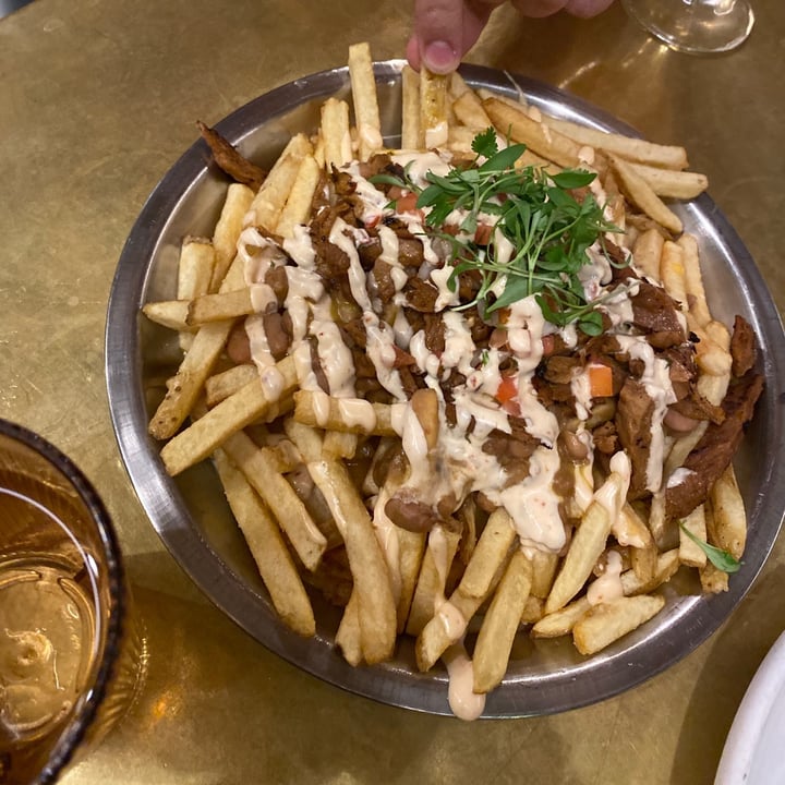 photo of Modern Times Far West Lounge Carne Asada Fries shared by @nikkessler on  20 May 2020 - review