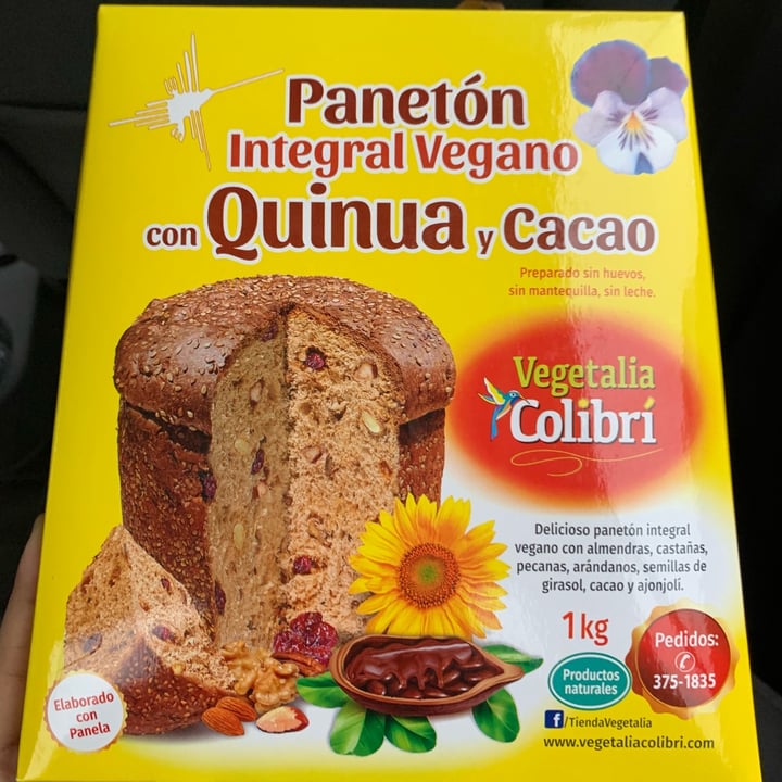 photo of Vegetalia Colibrí Paneton Integral Vegano con Quinoa y Cacao shared by @otomelody on  14 Dec 2021 - review