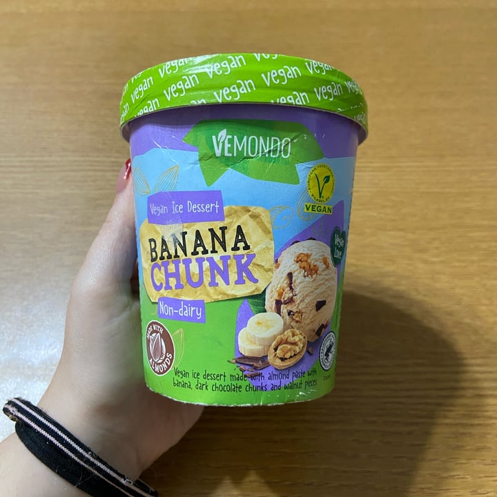 photo of Vemondo  Banana Chunk Ice Cream shared by @elena98 on  29 Oct 2022 - review