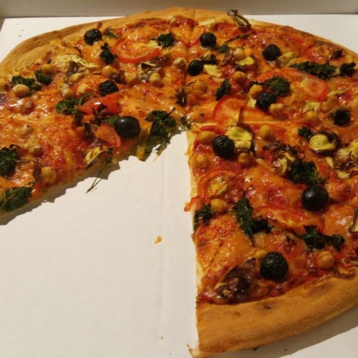 review photo of Pizza + Pasta Esslingen Pizza Vegan shared by @veganer on 11 Nov 2020 - review