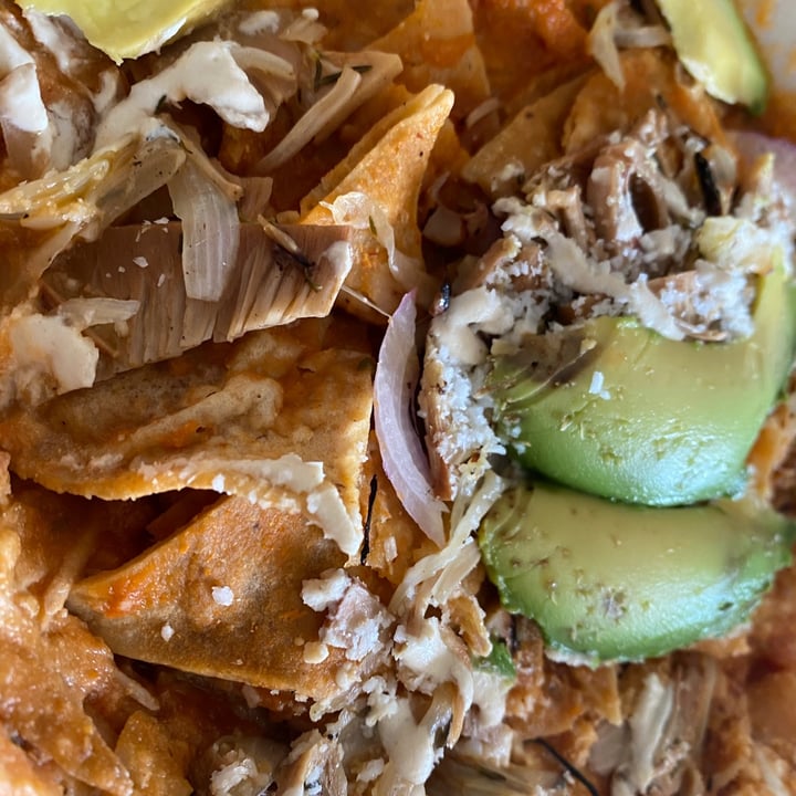 review photo of Cafetería También Chilaquiles Rojos Con Yaca shared by @unidad-animal on 14 Sep 2020 - review