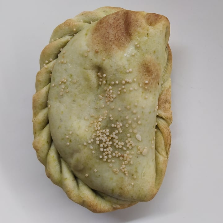 review photo of La veganatta Empanada caprese shared by @nurita on 13 Feb 2021 - review