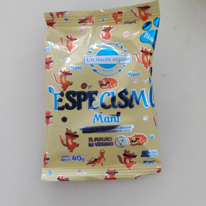 review photo of Un Rincón Vegano Especismo Cero Alfajor Relleno De Mani Con Baño De Repostería Blanco shared by @aldana1997 on 13 Sep 2022 - review