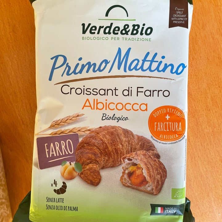 review photo of Verde & Bio Croissant Al Farro Biologico shared by @paolasignaroldi on 23 Mar 2022 - review