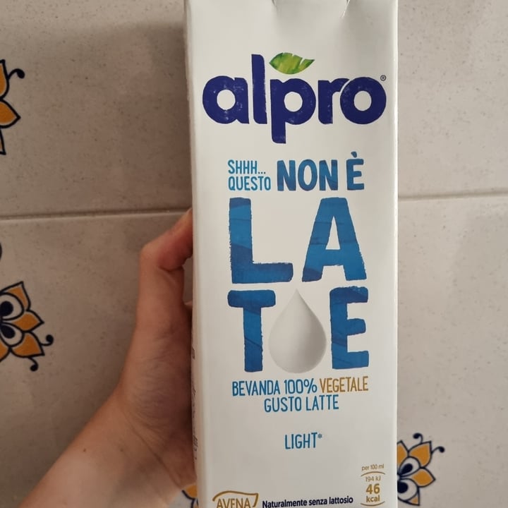 photo of Alpro Non è Latte Light shared by @amandamrt on  03 Aug 2022 - review