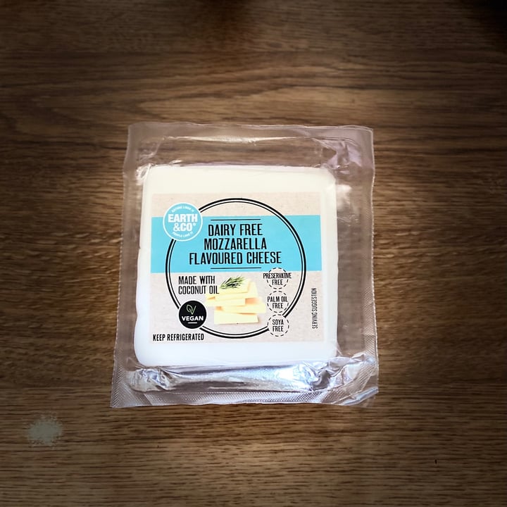 photo of Earth & Co Dairy free mozzarella cheese shared by @gracedocarmo on  07 Mar 2021 - review