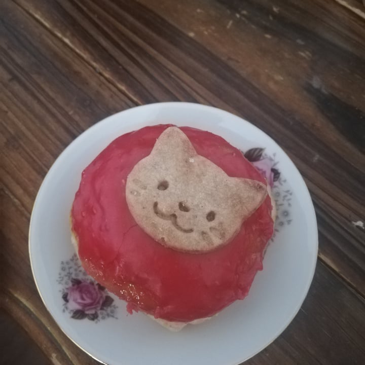 review photo of Brammibal's Donuts Cat Day Special shared by @lieselotte on 07 Aug 2022 - review