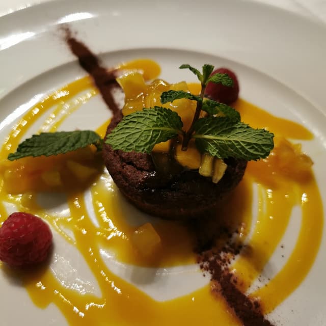 Photo of the dish “Caprese vegana al cioccolato e barbabietole”