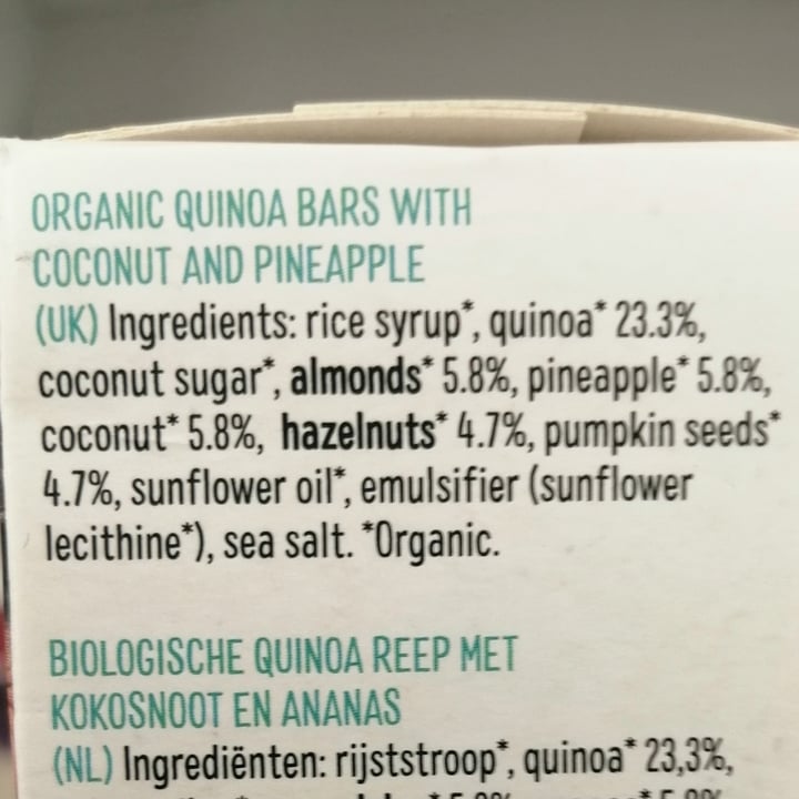 photo of Pablo's Quinoa Révolution - Barres De Quinoa Amandes, Noisettes Et Chocolat Noir shared by @jouniqueness on  17 Jun 2020 - review