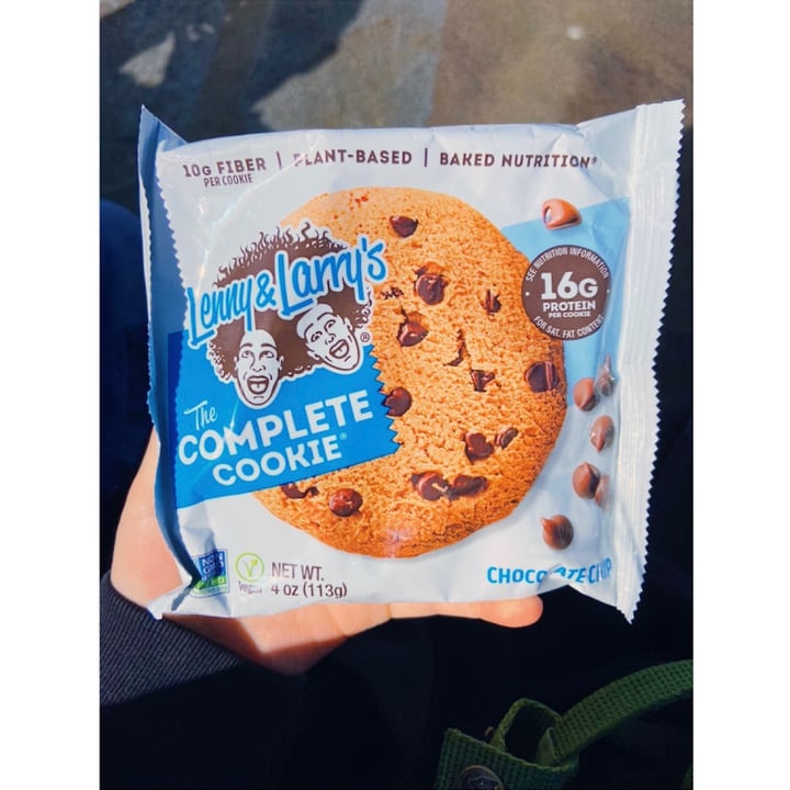 photo of Lenny & Larry’s The Complete Cookie Chocolate Chip shared by @groovyjunebug on  26 Jul 2021 - review