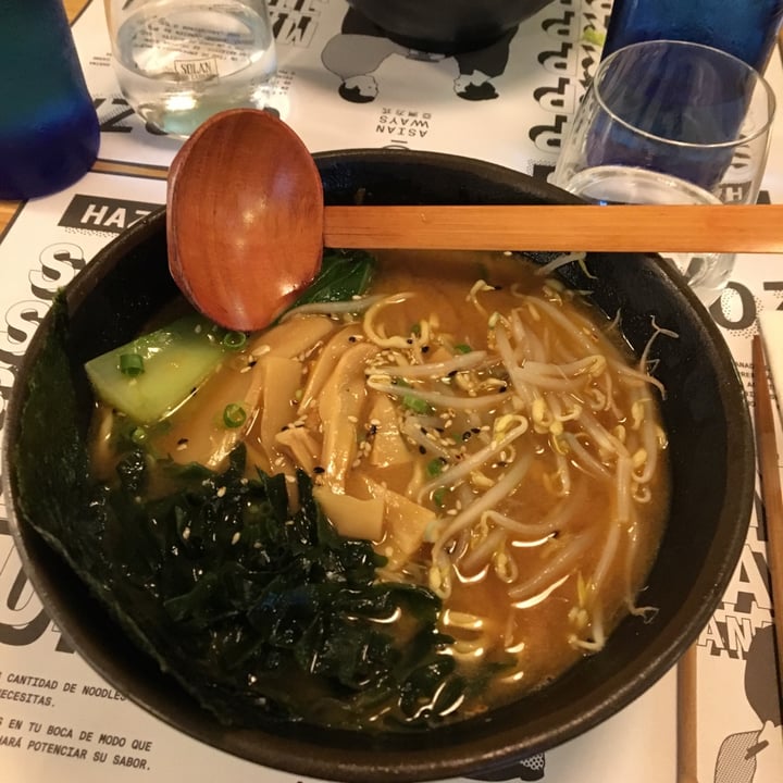photo of Asian Ways (Paralelo) Ramen Vegetal shared by @saracoe on  05 Nov 2022 - review