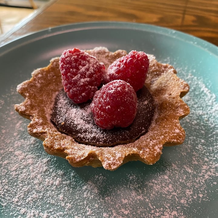 review photo of Pizza Futura Tarta Chocolate Frutti di Bosco shared by @ivvieyra on 11 Jan 2021 - review