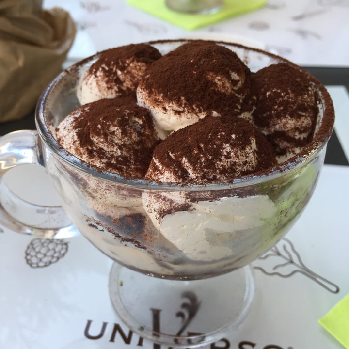 photo of Universo Vegano Tiramisù shared by @lucyvegan83 on  01 Aug 2020 - review