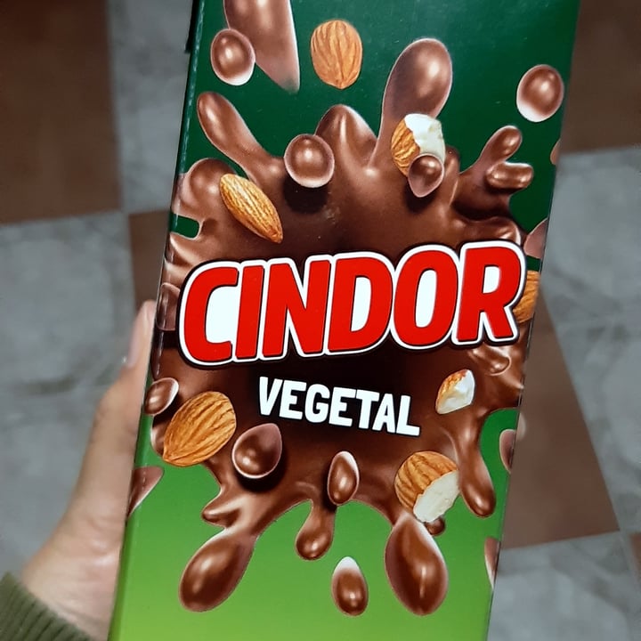 review photo of cindor Vegetal a Base de Almendras shared by @gabrgarcia on 26 Sep 2022 - review