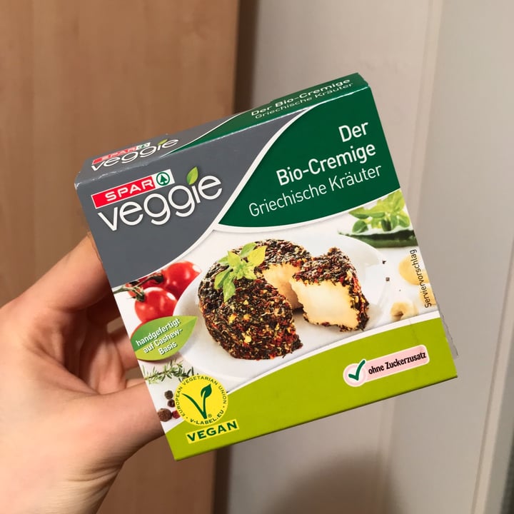 photo of Spar Veggie Der Bio-Cremige Griechische Kräuter | Organic Cashew 'Cheese' Greek Herbs shared by @addictedtopeas on  10 Jun 2021 - review