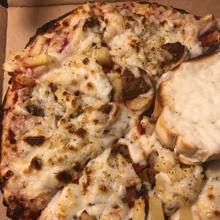 photo of Parkway Pizza Northeast Make Your Own Vegan Pizza shared by @annettej on  25 Jun 2021 - review