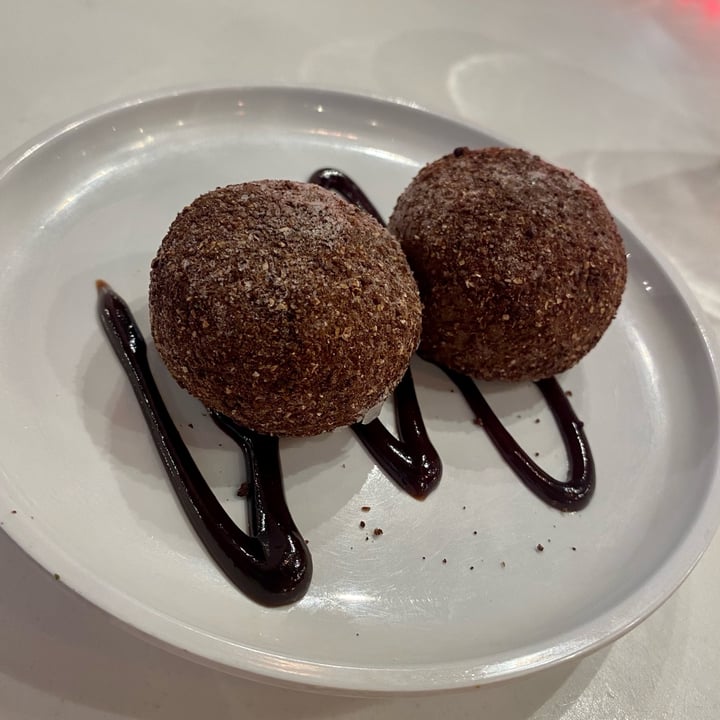 photo of Yo! Sushi - Newcastle Chocolate Dough.chi shared by @meganthevegetable on  04 Jul 2022 - review