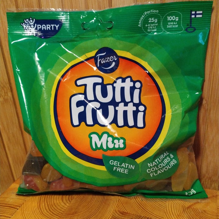 review photo of Karl fazer Tutti Frutti Mix shared by @vege86 on 21 May 2022 - review