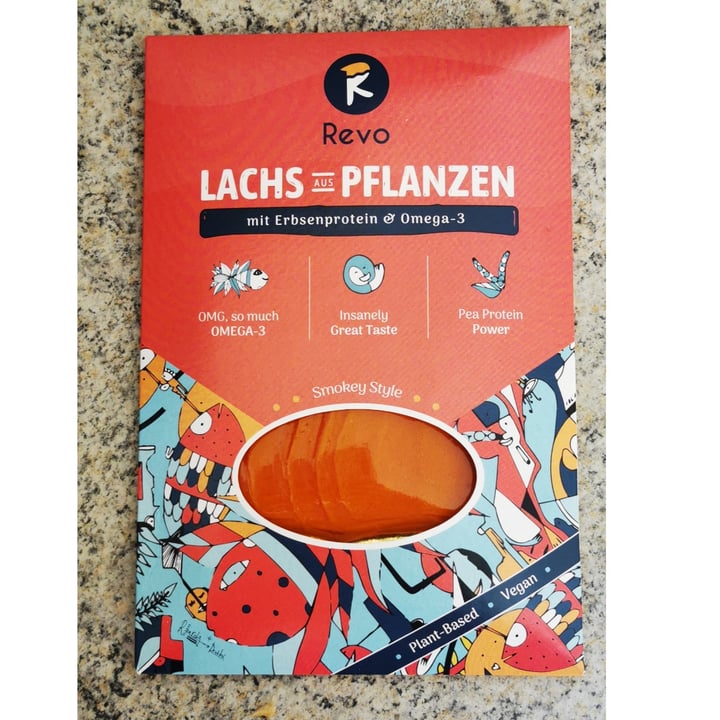 review photo of Revo Foods Lachs aus Pflanzen shared by @vegvale3 on 22 Sep 2022 - review