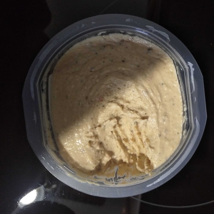 photo of Noa Hummus Ceci & Erbe shared by @arineko on  08 May 2022 - review