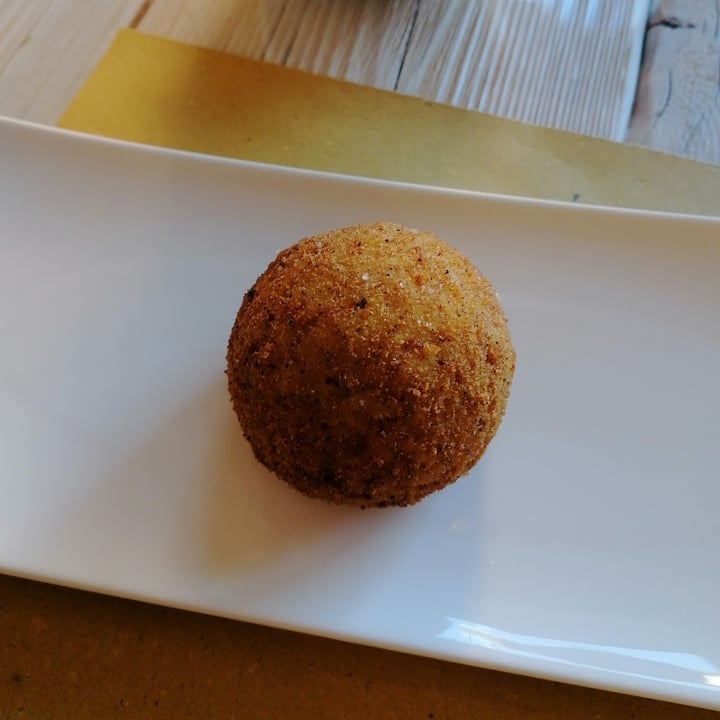 photo of Cinque Sapori Cucina e Bottega Arancini Veg shared by @ludovicac on  23 Nov 2022 - review