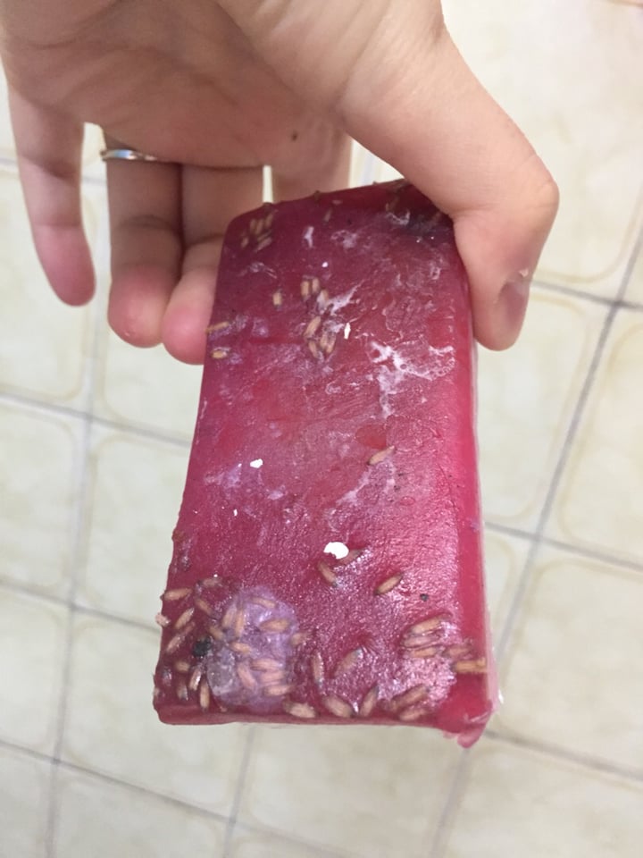 review photo of LUSH Fresh Handmade Cosmetics Jabones sólidos shared by @sfernandezvar on 17 Apr 2020 - review