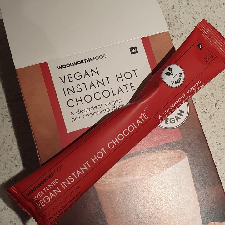 photo of Woolworths Food Vegan instant Hot Chocolate shared by @aaronjooste on  08 Jul 2021 - review