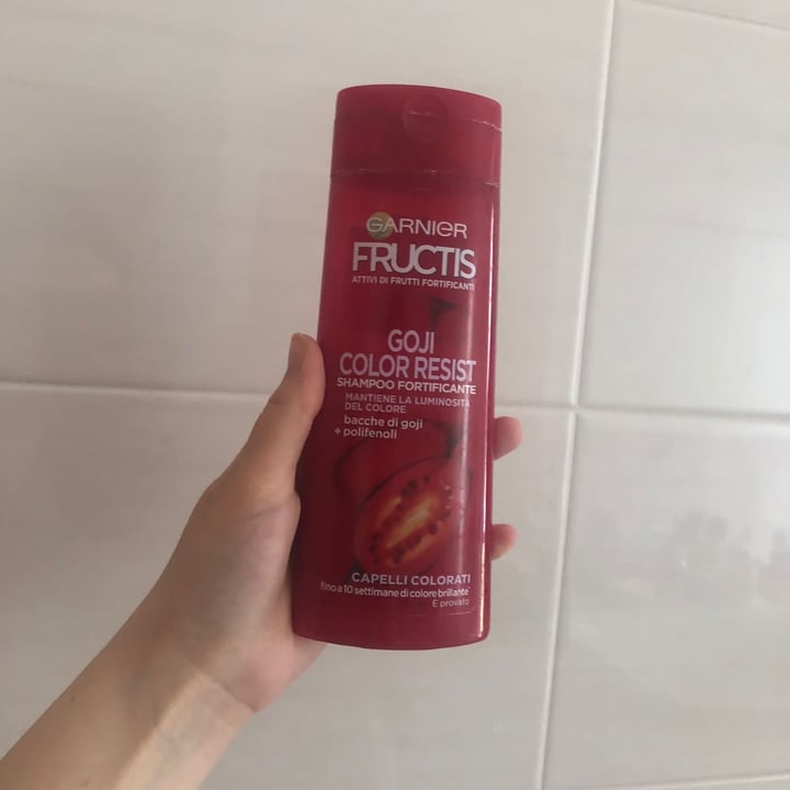 photo of Garnier Shampoo guaraná frutos rojos shared by @giovannabernini on  18 Jun 2022 - review