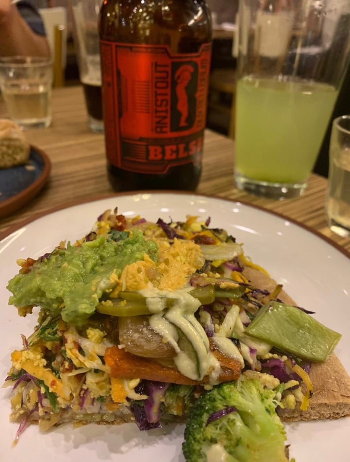 photo of Buenos Aires Verde Power pizza vegana shared by @argentinaenberlin on  06 Jul 2019 - review