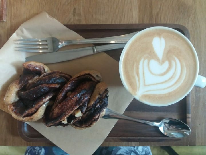 photo of La Colectiva Café Chocolate Babka shared by @isabelc on  24 Aug 2019 - review