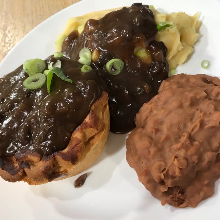 photo of Pavement Coffee Co Pie, Mash And Peas shared by @abicado on  25 Oct 2020 - review