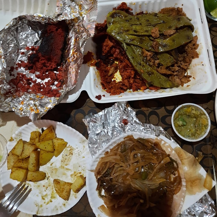 photo of Antojito con Amor Parrillada Vegana shared by @kariiflores on  26 Jun 2021 - review