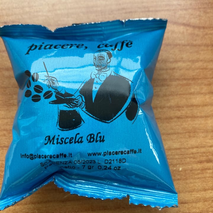 photo of Piacere, caffè Caffè Miscela Blu shared by @daxvegan on  10 Sep 2021 - review