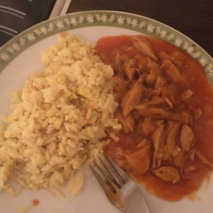 photo of Sainsbury's No Chicken Sweet & Sour With Tofu Fried Rice shared by @alicekatyc on  01 Oct 2020 - review