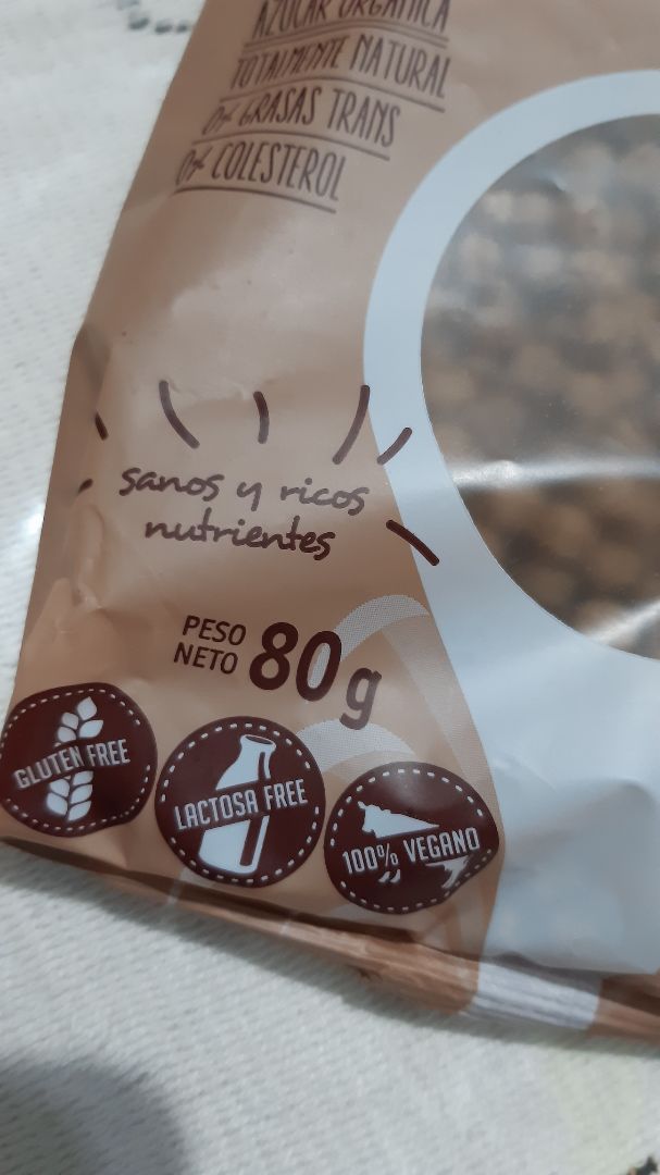 photo of Yin Yang Quinoa Pop con Algarroba shared by @azulclarito on  27 Jan 2020 - review