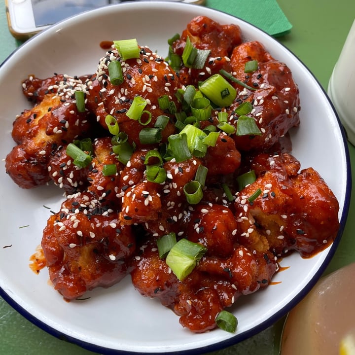 review photo of Veganda KFC (Korean Fried Cauliflower) shared by @lakoalabooty on 05 Aug 2021 - review