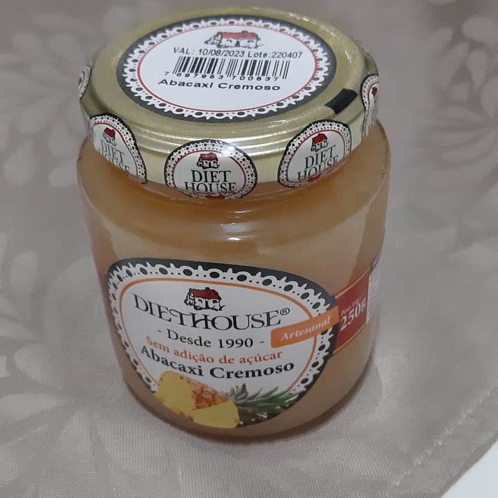 review photo of Diethouse abacaxi cremoso shared by @sandrafuzetto on 12 Oct 2022 - review