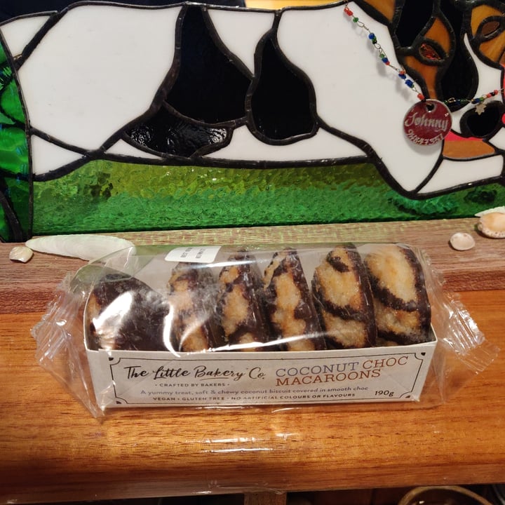 photo of The Little Bakery Co Coconut Choc Macaroons shared by @cruzilla on  22 Jun 2022 - review