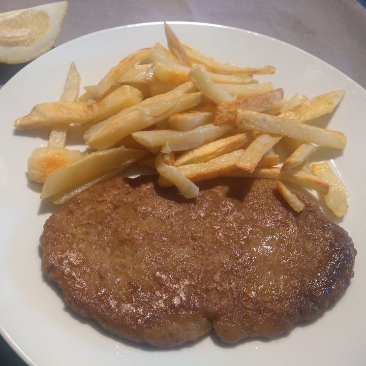 review photo of La cuchara verde Seitán Ahumado Tipo Filete shared by @xenawarrior on 12 Jan 2022 - review