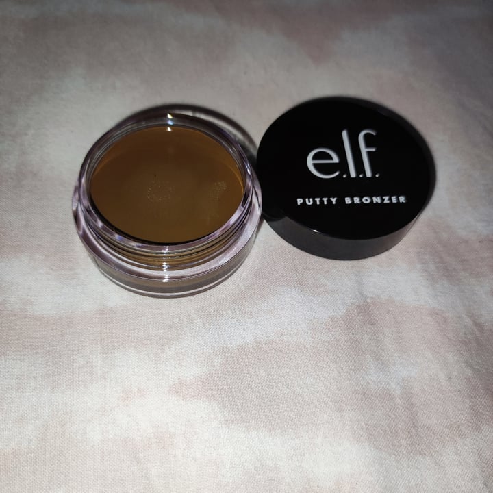 photo of e.l.f. Cosmetics Putty Bronzer Feelin’ Shady shared by @nella02 on  28 Jun 2022 - review