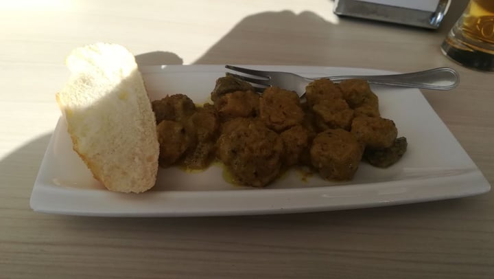 review photo of Aloe-Restaurante Vegetariano y Vegano Albondiguitas shared by @cayuela on 22 Nov 2019 - review