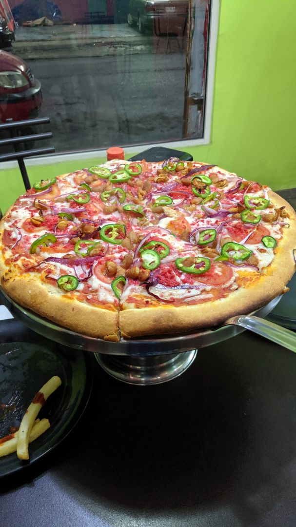 review photo of Pizza Bertini's Pizza Vegana shared by @edgaarjmz on 22 Dec 2019 - review