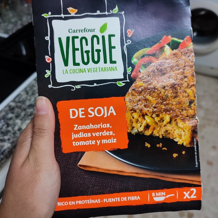 photo of Carrefour  Hamburguesa de soja, judias, tomate y maiz shared by @theandalusianqueer on  27 Oct 2021 - review