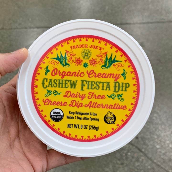 photo of Trader Joe's Organic Creamy Cashew Fiesta Dip shared by @sandyvilletti on  14 Jan 2021 - review