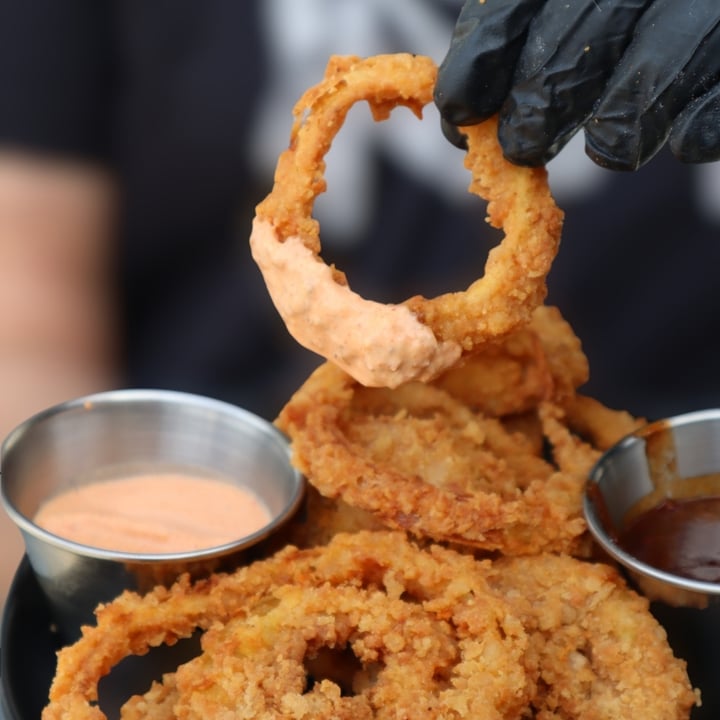 photo of Seitan's Realm Onion Rings shared by @lizmaselli on  19 Jan 2022 - review